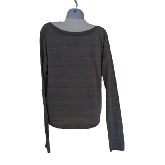 Abercrombie and Fitch Gray Long Sleeve Tee L - Picture 2 of 4